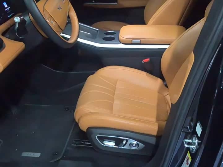 Фото 5 - XPeng G9