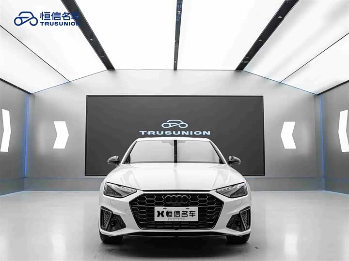 Фото 3 - Audi A4L