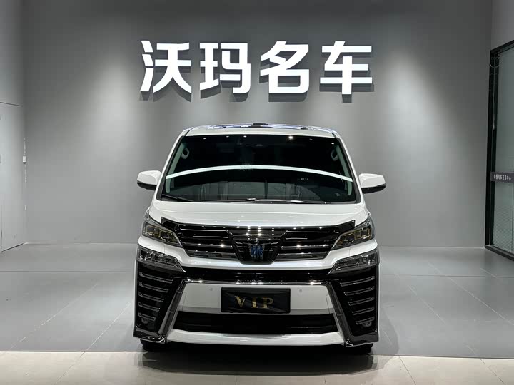 Фото 2 - Toyota Vellfire
