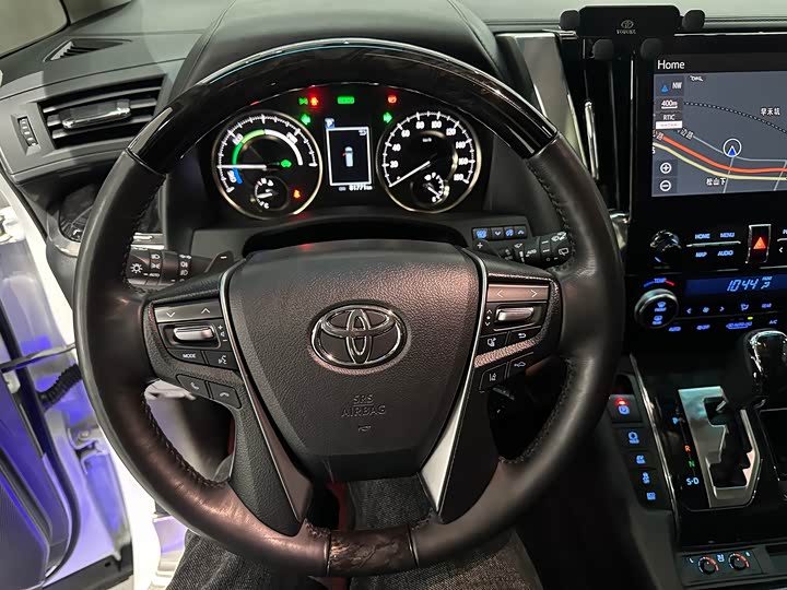 Фото 6 - Toyota Vellfire