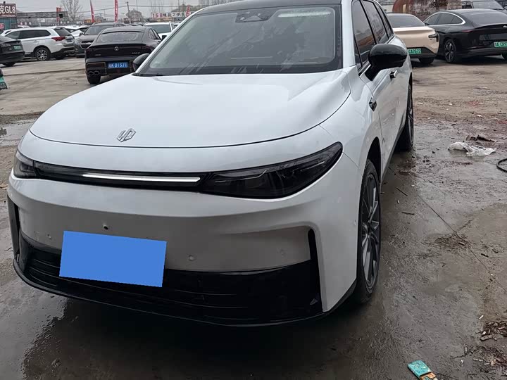 Фото 2 - Leapmotor C10