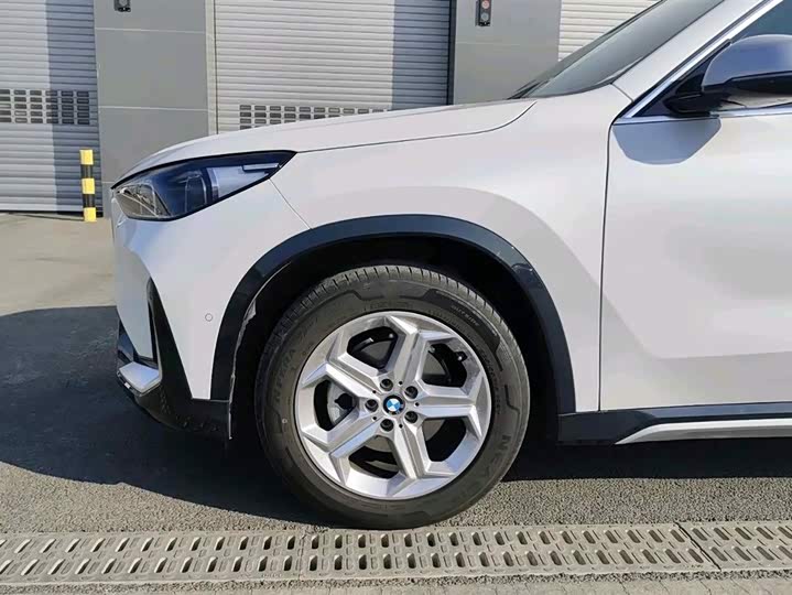 Фото 7 - BMW X1