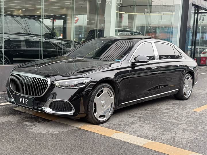 Photo 1 - Mercedes-Benz Maybach S-Class