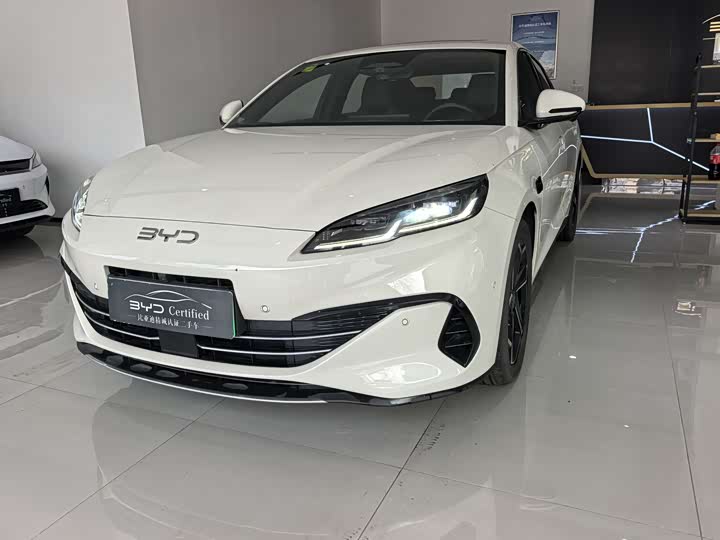 Photo 1 - BYD Seal 06 Hybrid/EV