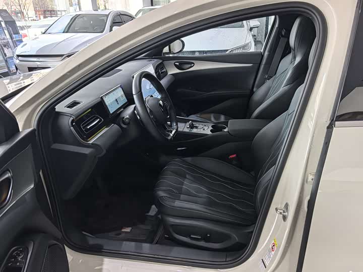 Photo 4 - BYD Seal 06 Hybrid/EV