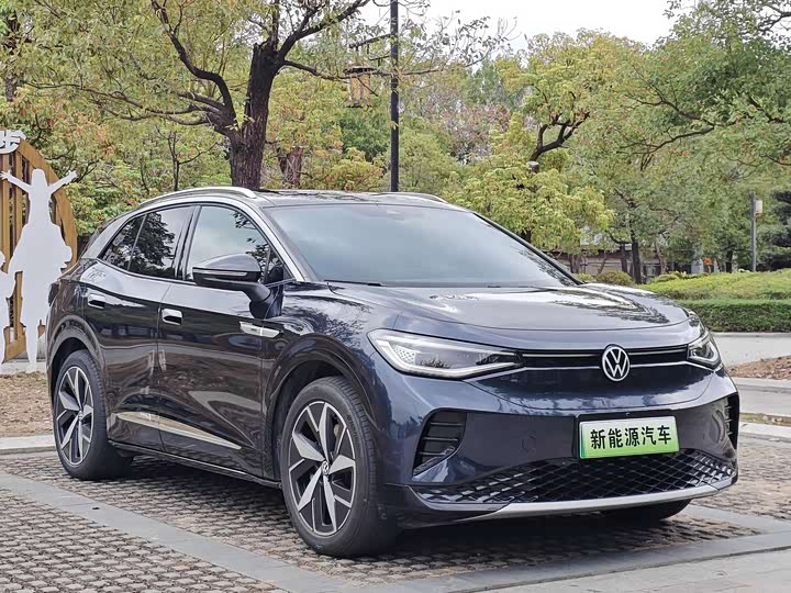 Photo 3 - Volkswagen ID.4 Crozz