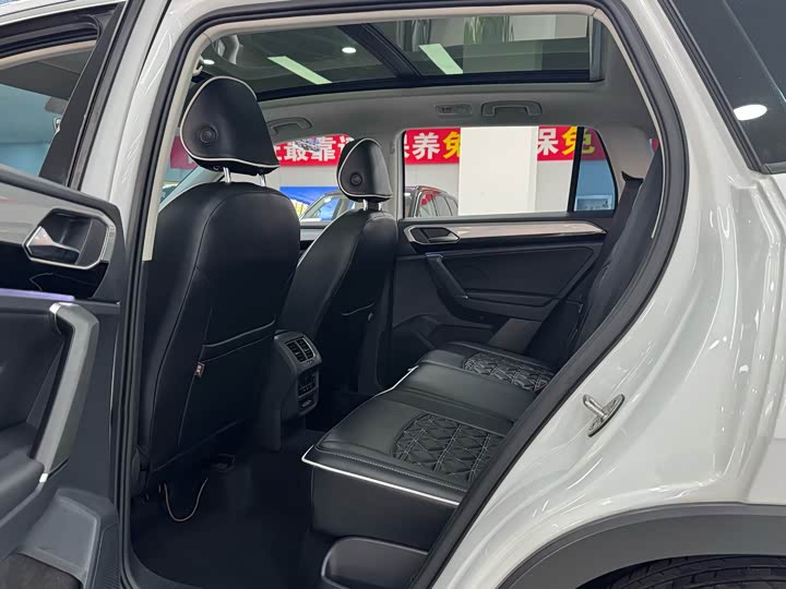 Photo 7 - Volkswagen Tayron