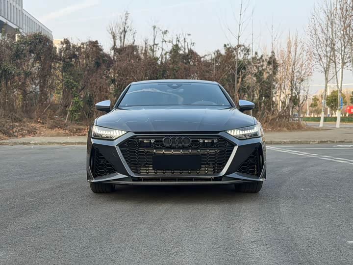 Фото 2 - Audi A7