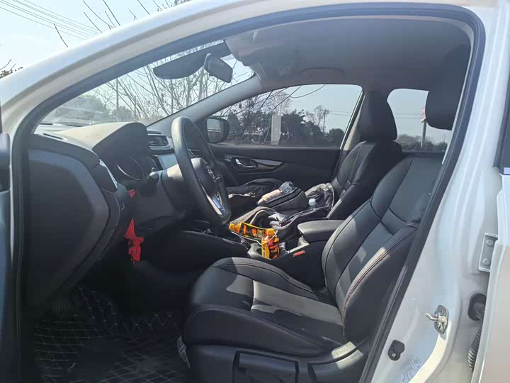 Фото 4 - Nissan Qashqai