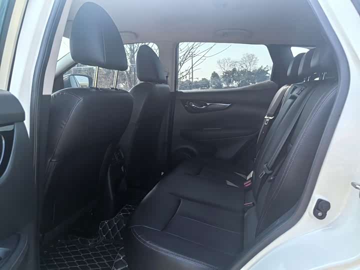 Фото 6 - Nissan Qashqai