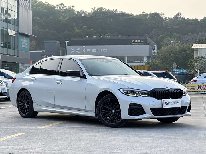 Фото 3 - BMW 3 Series