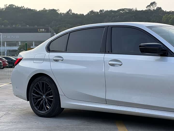 Фото 6 - BMW 3 Series