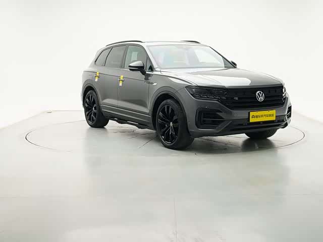 Фото 5 - Volkswagen Touareg