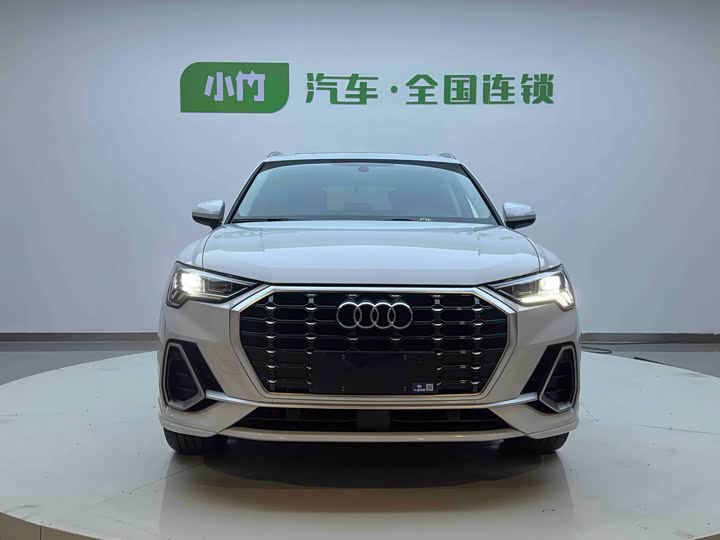 Фото 2 - Audi Q3