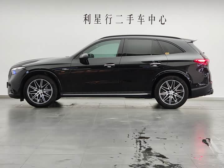 Фото 8 - Mercedes-Benz GLC-Class AMG