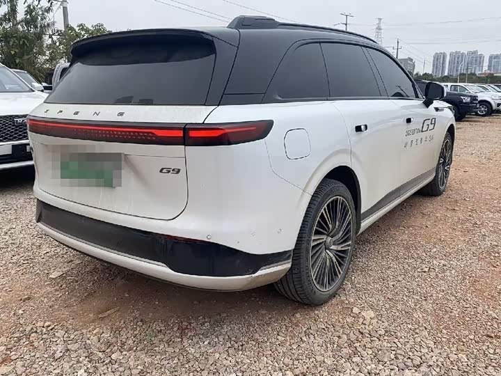 Фото 4 - XPeng G9