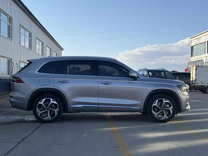 Фото 4 - Geely Monjaro