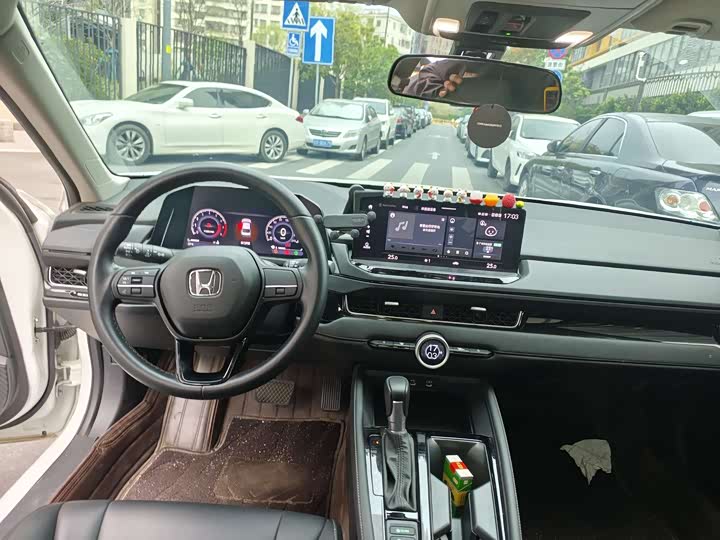 Фото 9 - Honda Inspire