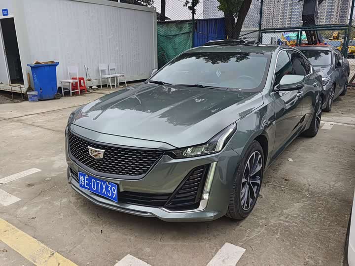 Фото 1 - Cadillac CT5