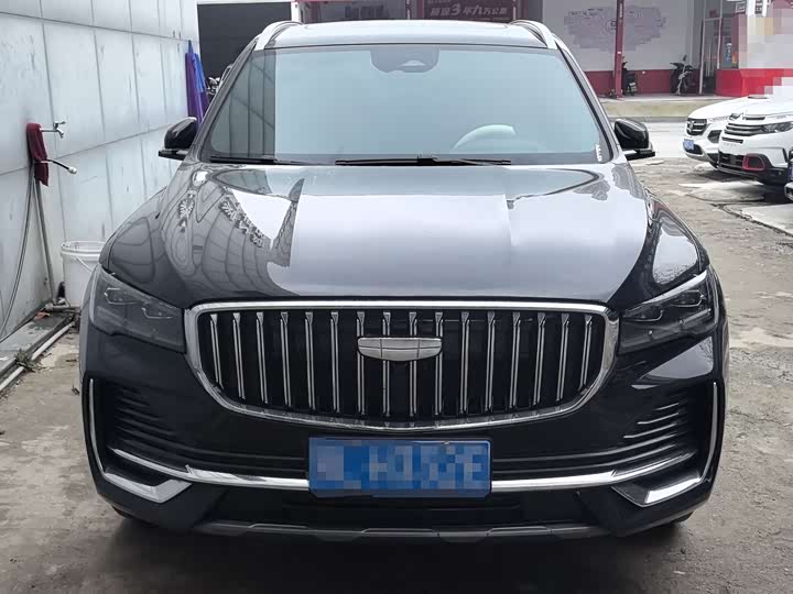 Фото 2 - Geely Monjaro