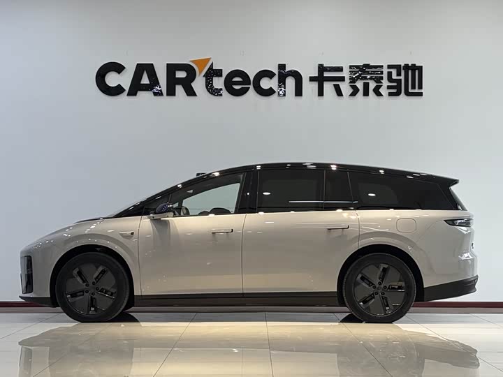 Фото 5 - LiXiang i8