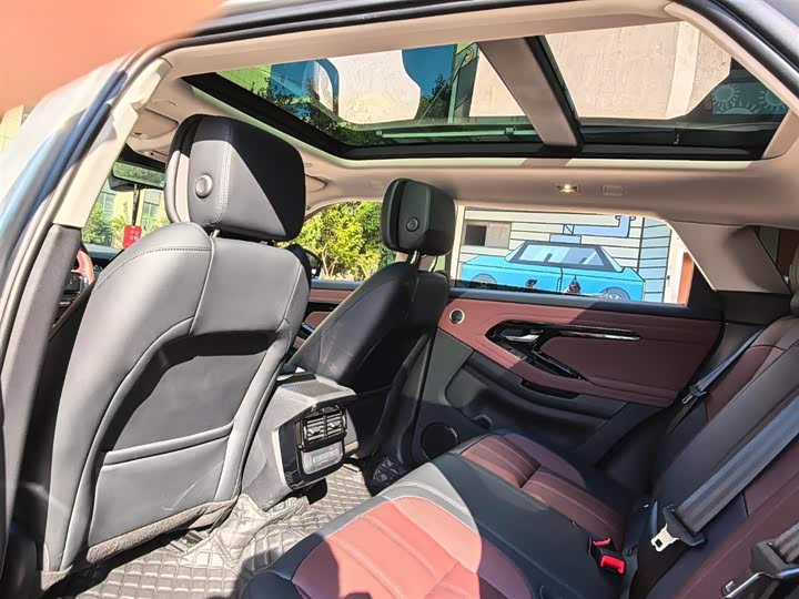 Фото 8 - Land Rover Range Rover Evoque L