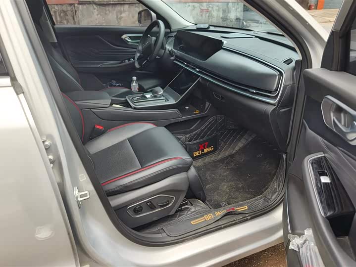 Фото 8 - Beijing X7