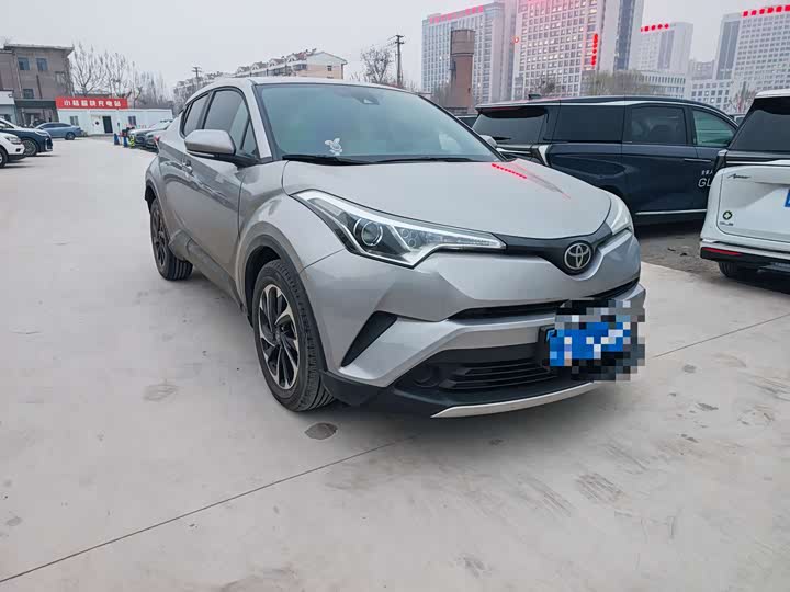 Фото 3 - Toyota Izoa