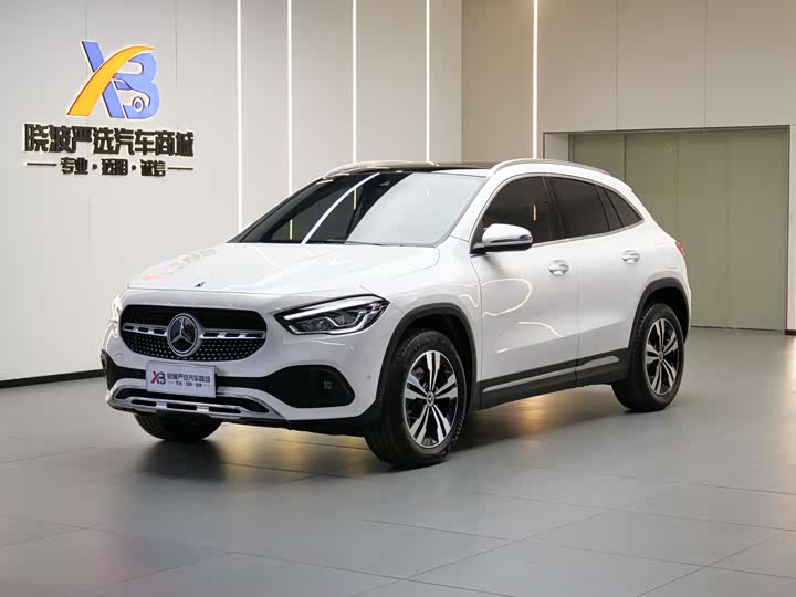 Фото 1 - Mercedes-Benz GLA-Class