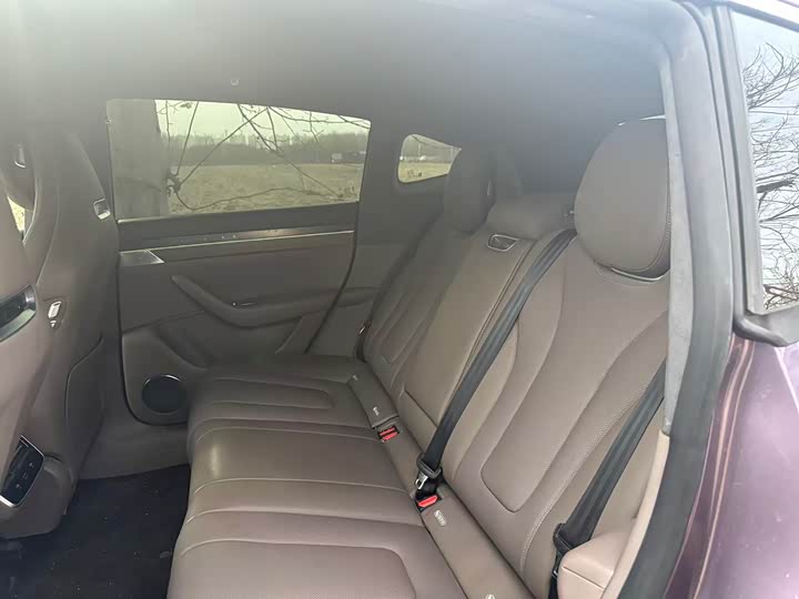 Фото 5 - Luxeed R7