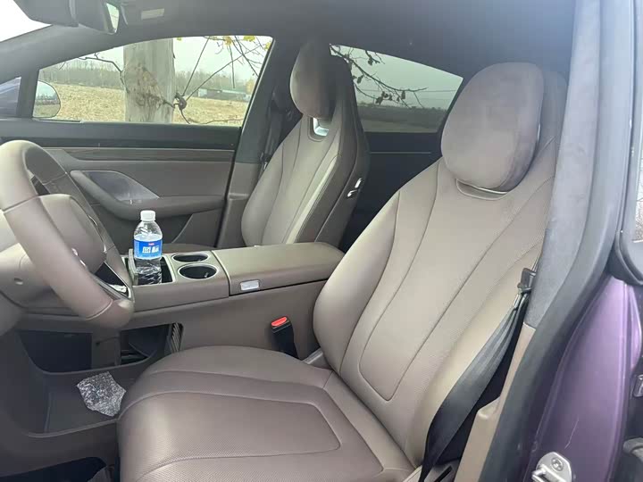 Фото 7 - Luxeed R7