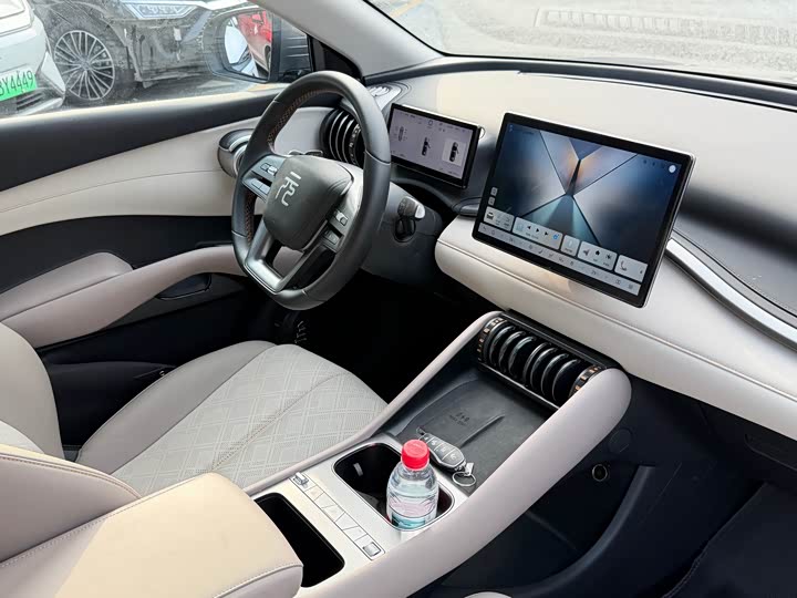 Фото 8 - BYD Yuan Plus