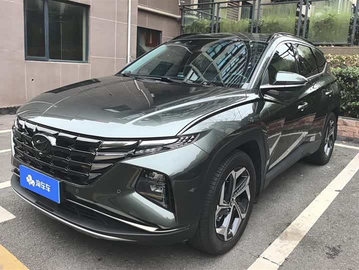 Фото 1 - Hyundai Tucson L