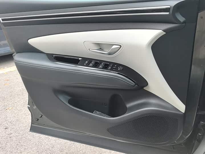 Фото 7 - Hyundai Tucson L