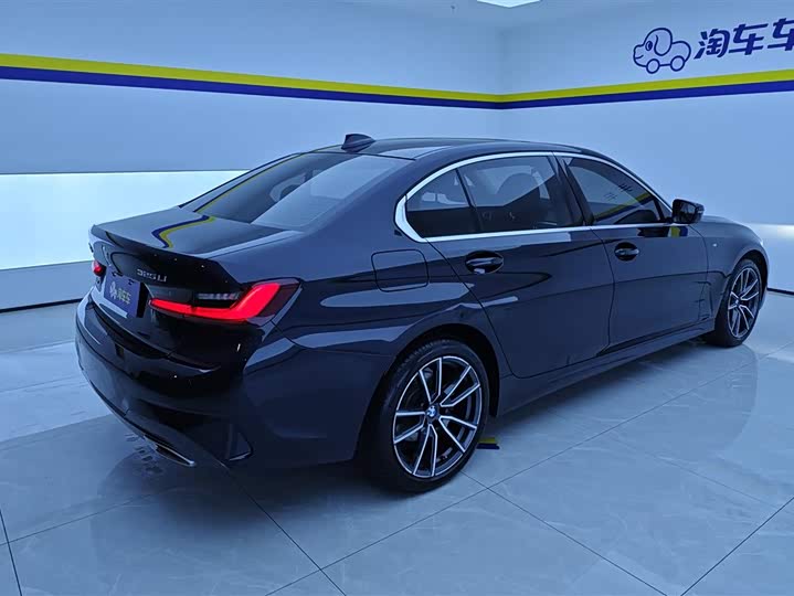 Фото 3 - BMW 3 Series