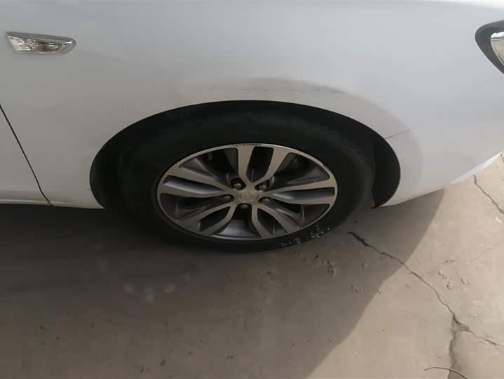 Photo 6 - Buick Excelle GT