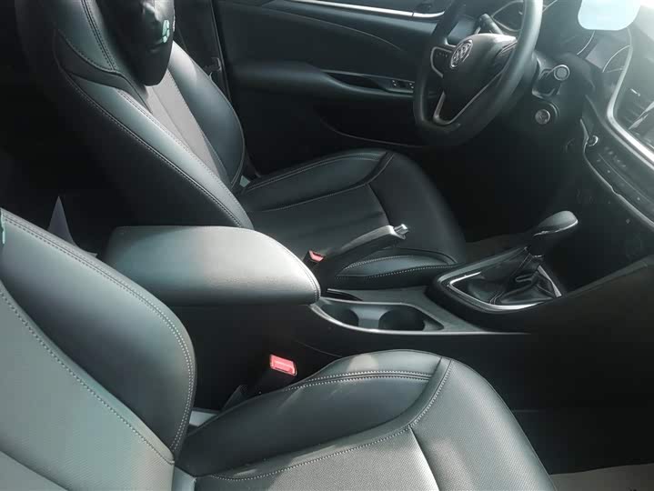 Photo 8 - Buick Excelle GT