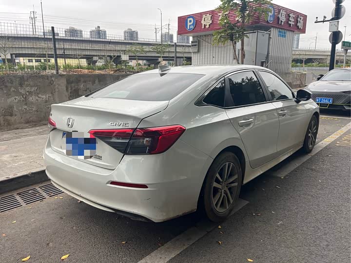 Фото 3 - Honda Civic