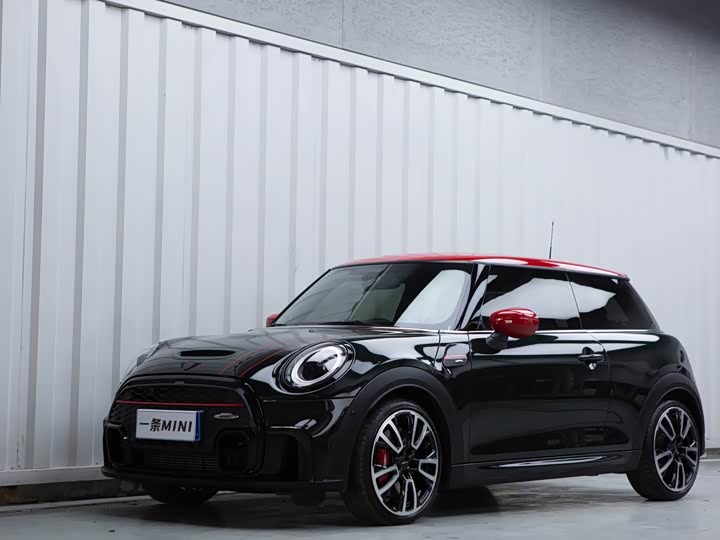 Фото 1 - Mini Mini JCW