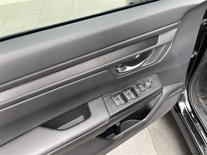 Фото 7 - Honda CR-V