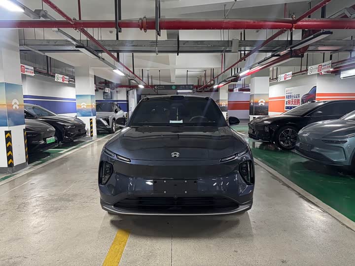 Фото 2 - Nio EC6