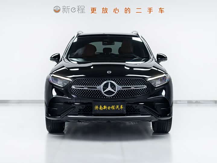 Photo 2 - Mercedes-Benz GLC-Class