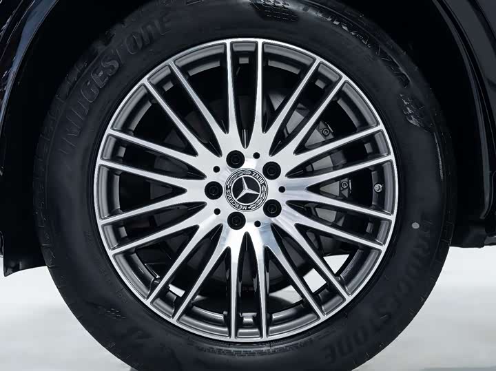 Photo 9 - Mercedes-Benz GLC-Class