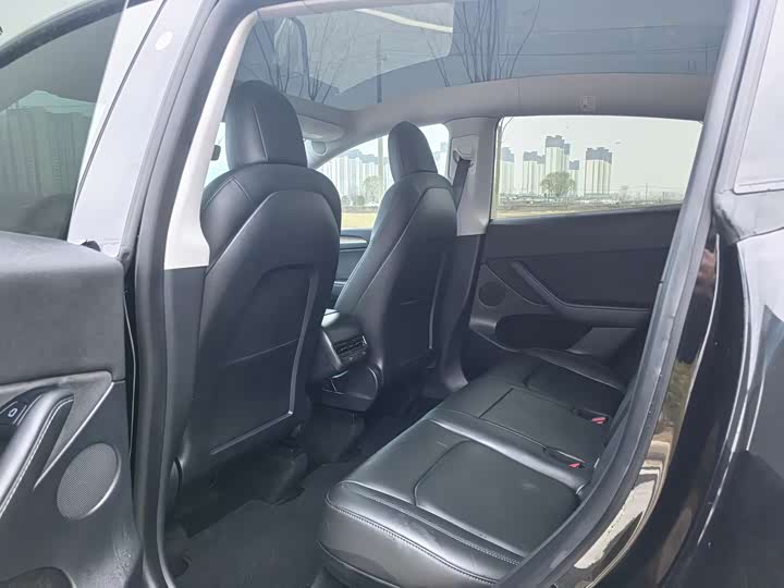 Фото 5 - Tesla Model Y