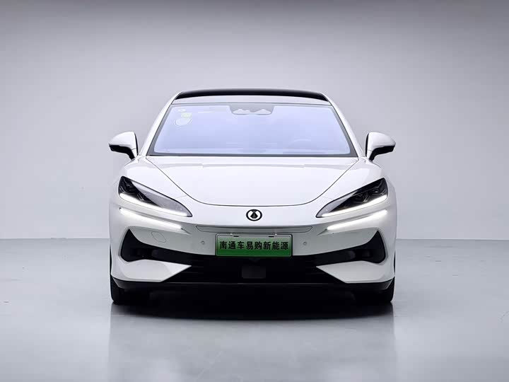 Фото 2 - Denza Z9