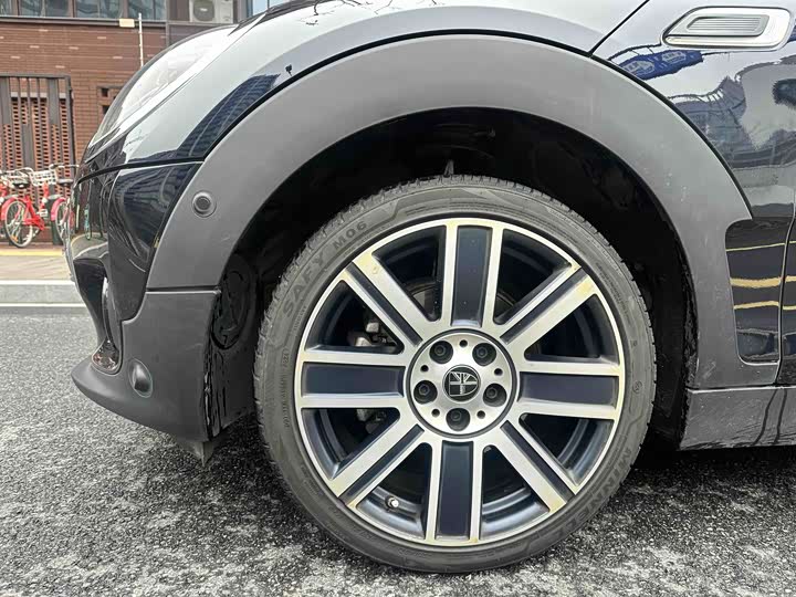 Фото 5 - Mini Clubman