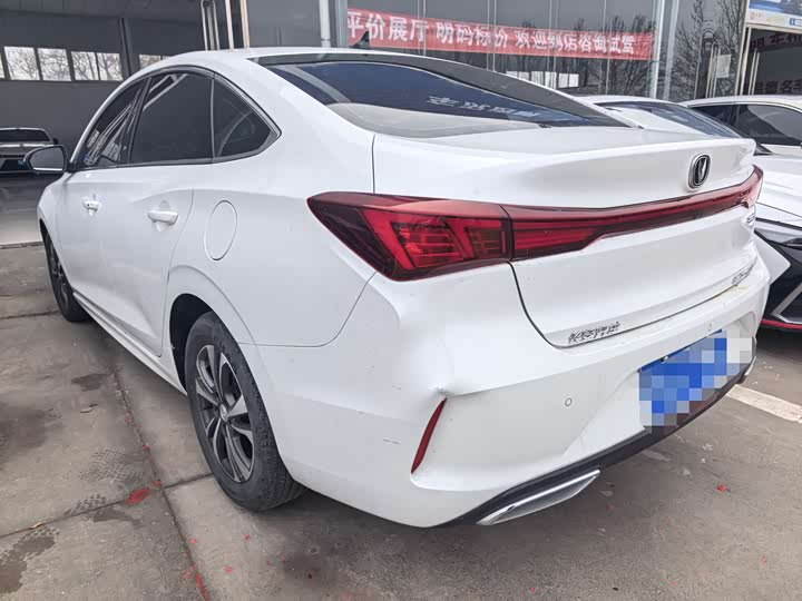 Фото 9 - Changan Eado Plus
