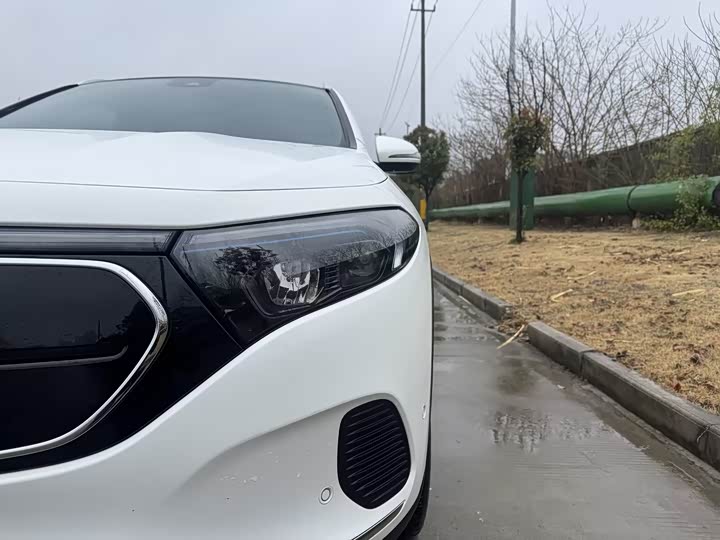 Фото 4 - Mercedes-Benz EQA