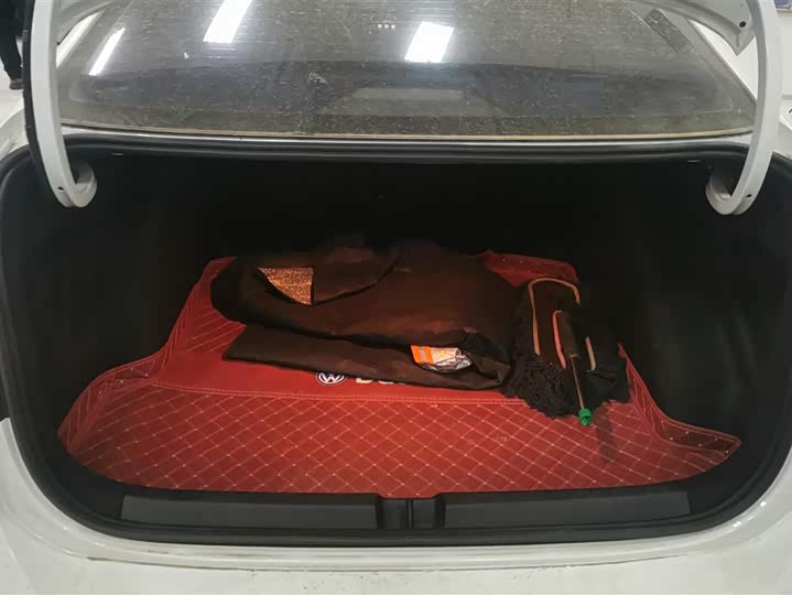 Photo 4 - Volkswagen Lavida