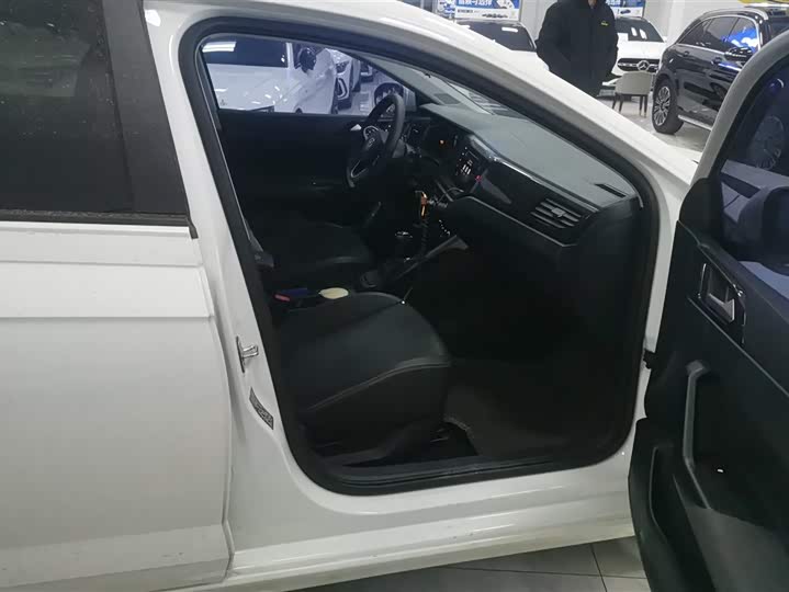 Photo 8 - Volkswagen Lavida